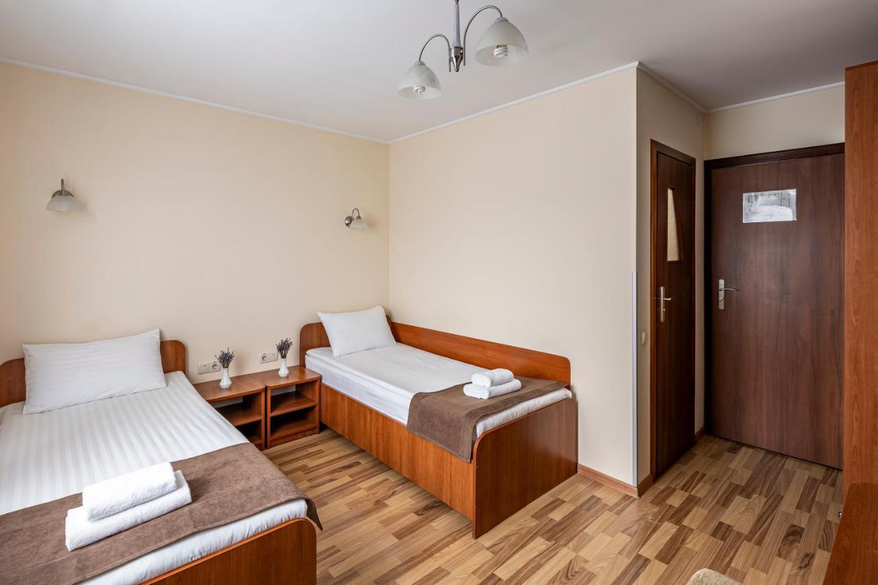 Hotel Galaktika Vynnyky المظهر الخارجي الصورة