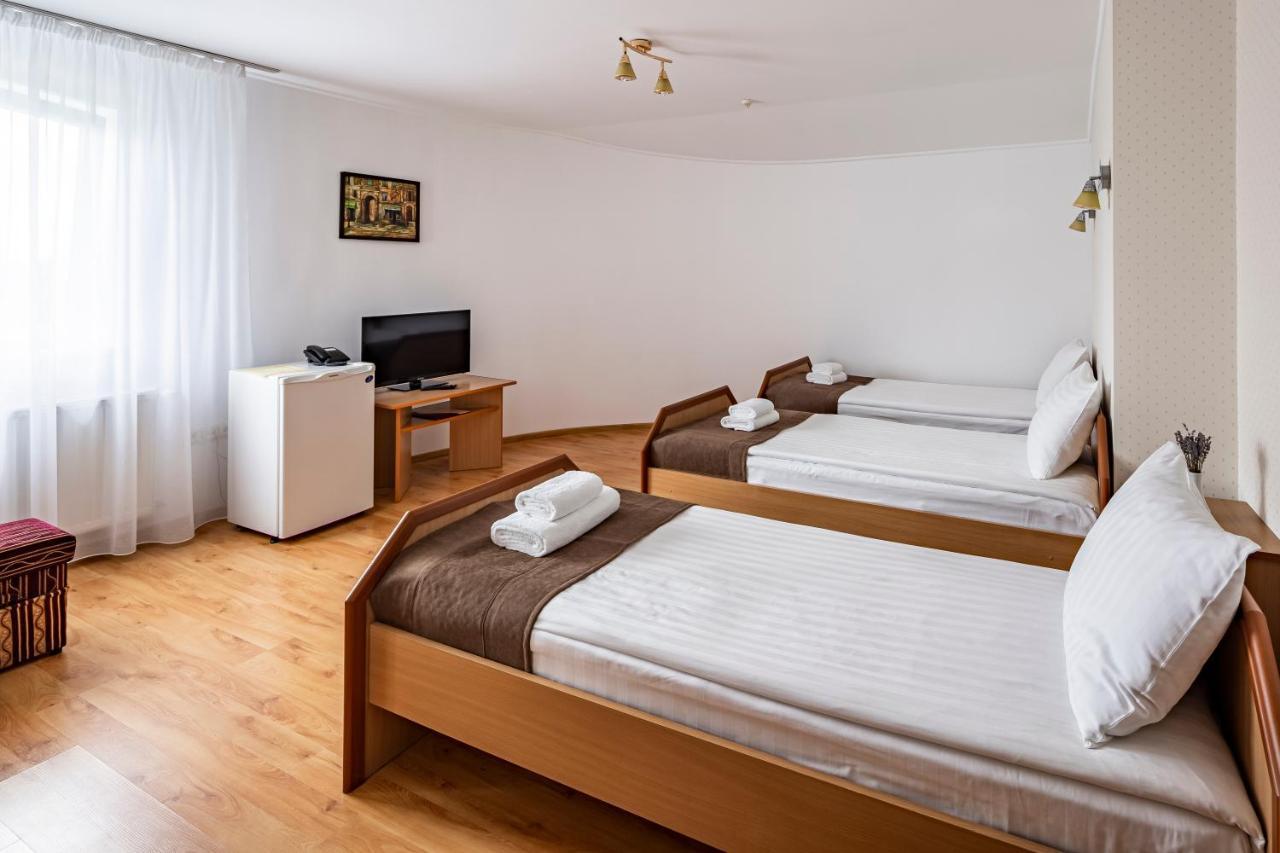 Hotel Galaktika Vynnyky المظهر الخارجي الصورة