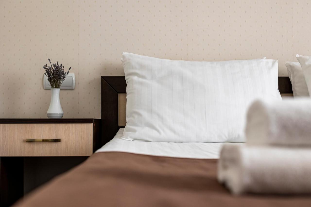 Hotel Galaktika Vynnyky المظهر الخارجي الصورة