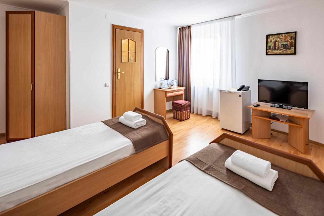 Hotel Galaktika Vynnyky المظهر الخارجي الصورة